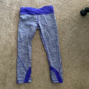 Lululemon crop size 4 purple